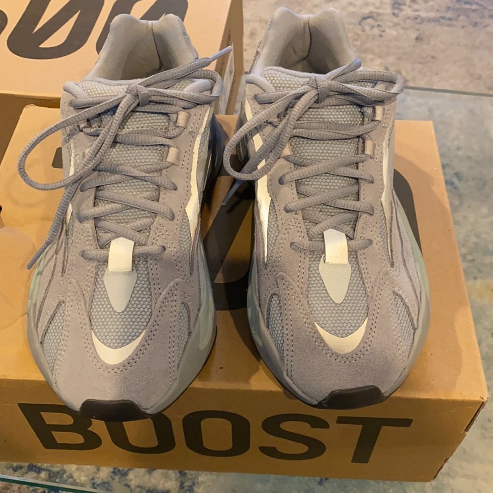 Yeezy 700